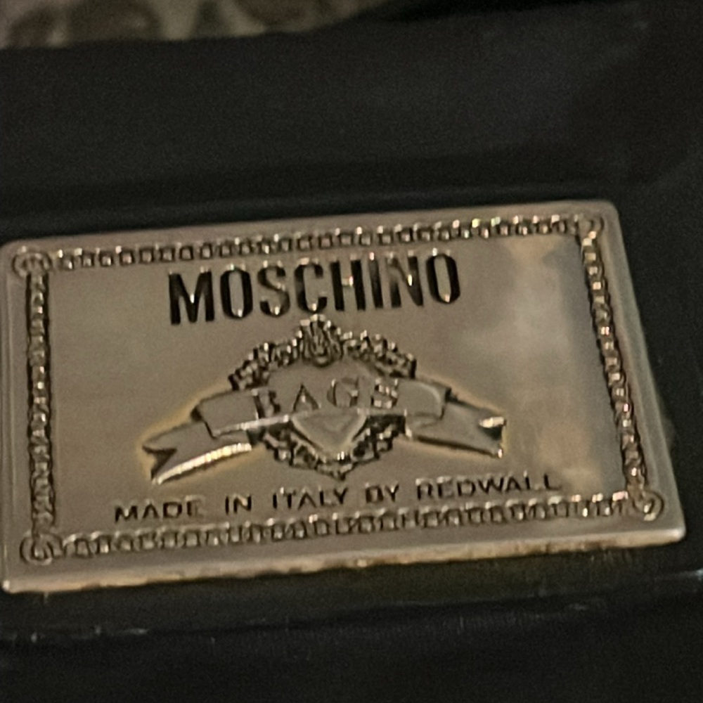 Rare Vintage Moschino Redwall Bum/Belt Bag LG - Picture 4 of 17